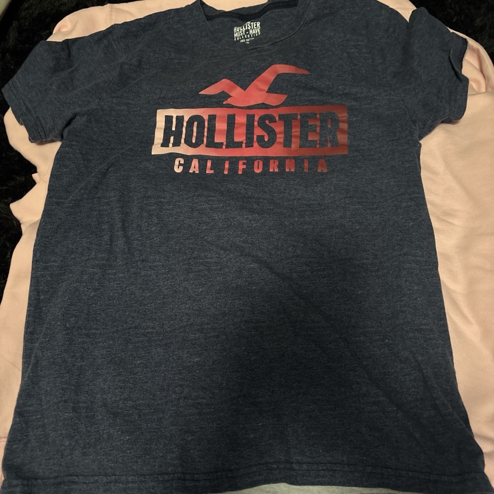 Hollister Charcoal Must-Have Tee